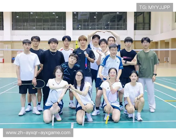 羽毛球怎么拍照